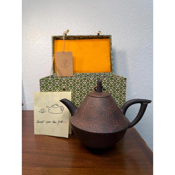 Yixing Zhang Honghua VTG Clay Teapot